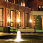 Evening courtyard of the Munk building