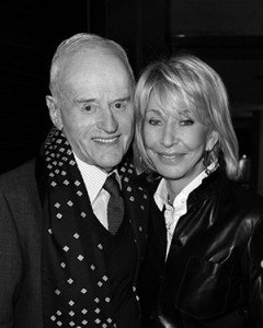 Photo of Peter and Melanie Munk in Black and White