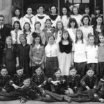 A Clinton Street Public School class photo with cadets in front, 1920.